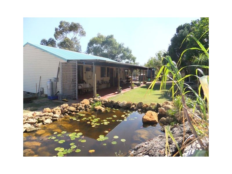 54 Laura Road, Gingin WA 6503