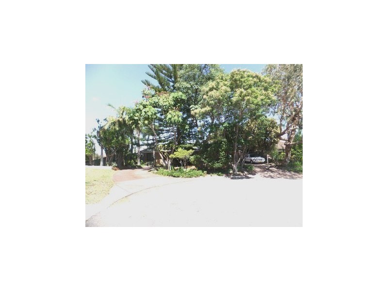 14 Tay Place, Hamersley WA 6022