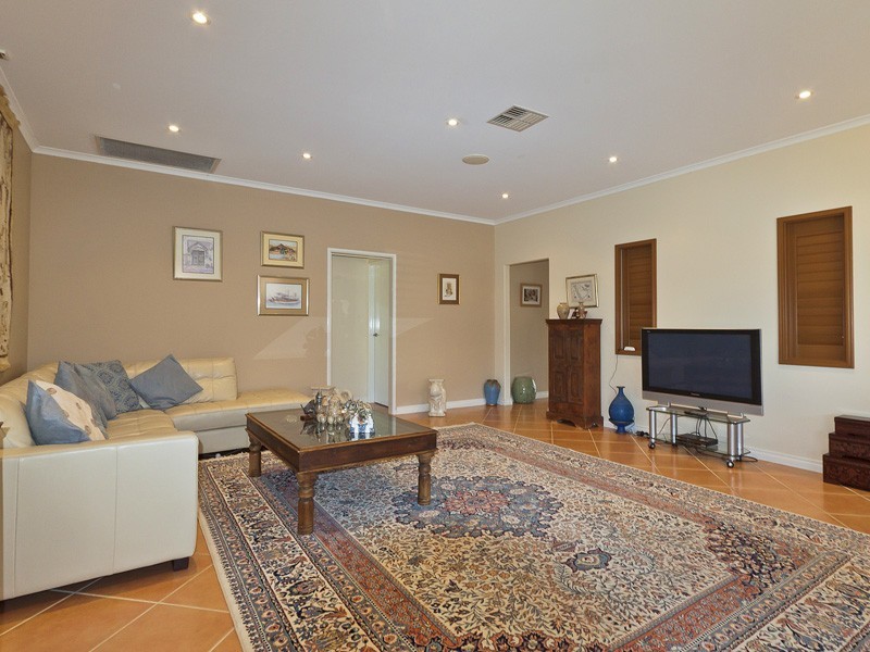 34  Fleming Parkway, Clarkson WA 6030