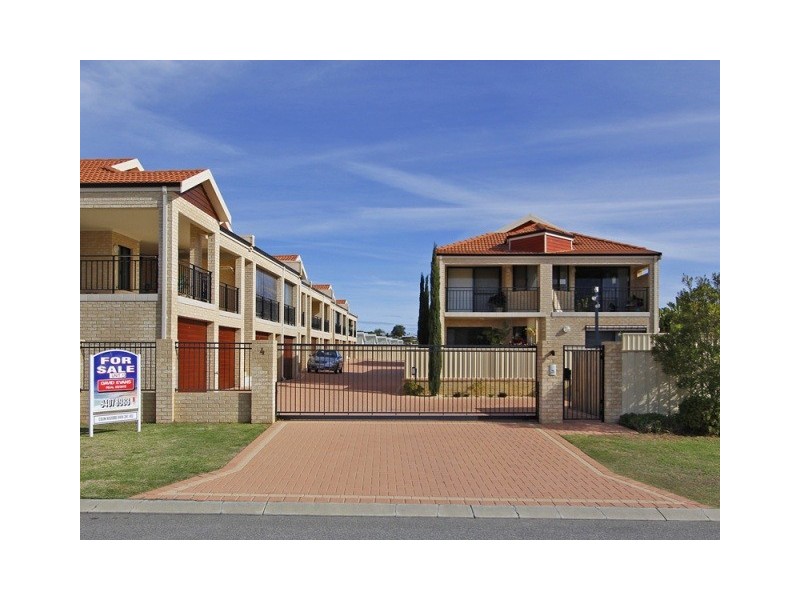 Unit 13/4  Allum Green, Merriwa WA 6030