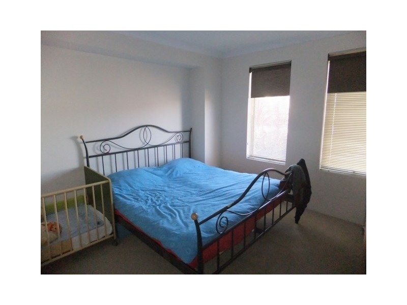22  Edenbrooke Terrace, Clarkson WA 6030