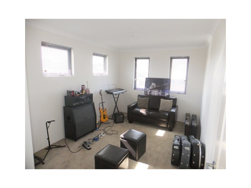 9 Myall Fairway, Clarkson WA 6030