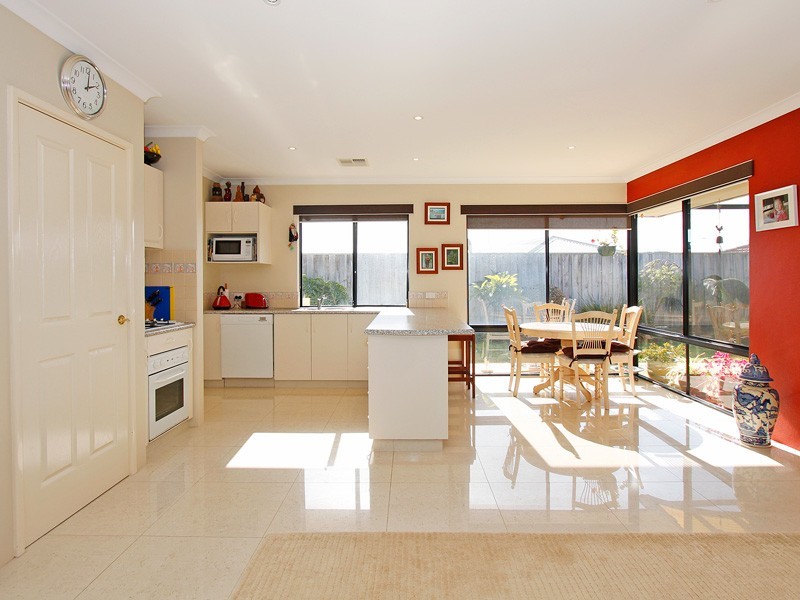 11  Metroliner Drive, Currambine WA 6028