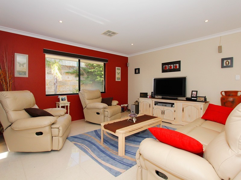 11  Metroliner Drive, Currambine WA 6028