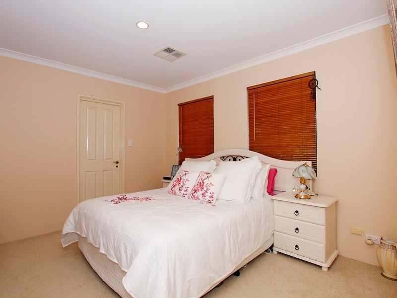 11  Metroliner Drive, Currambine WA 6028