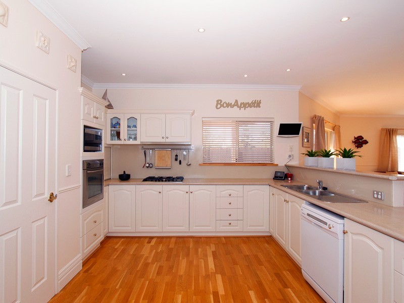 3 Ava Court, Quinns Rocks WA 6030