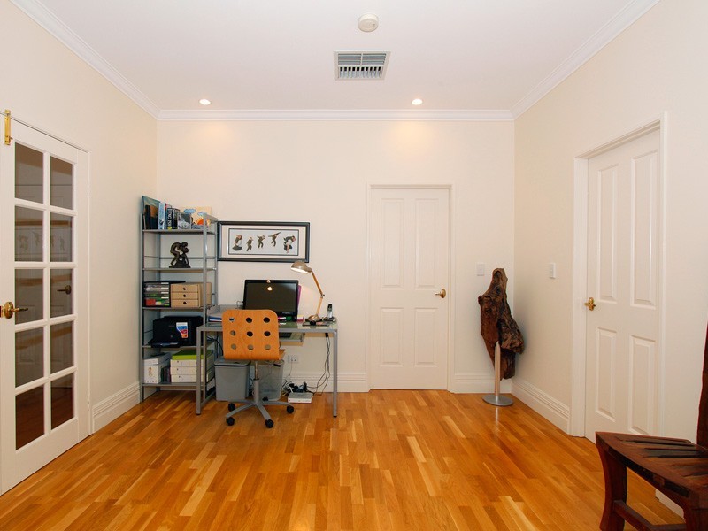 3 Ava Court, Quinns Rocks WA 6030