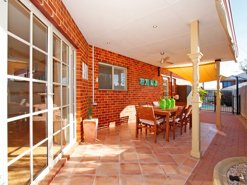 3 Ava Court, Quinns Rocks WA 6030