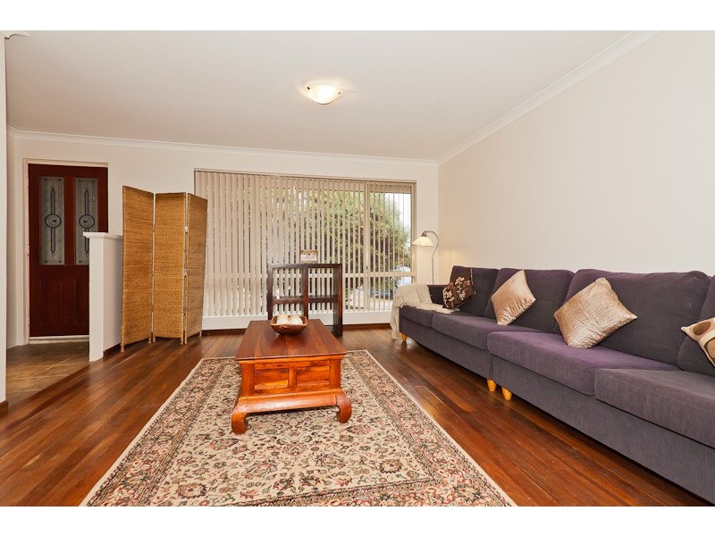 12  Throssell Place, Clarkson WA 6030