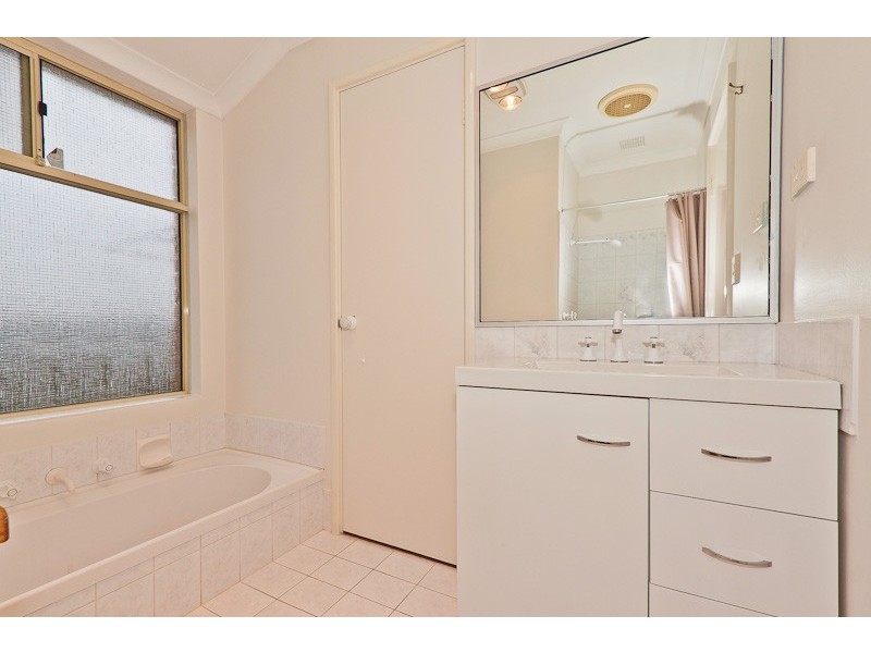 12  Throssell Place, Clarkson WA 6030