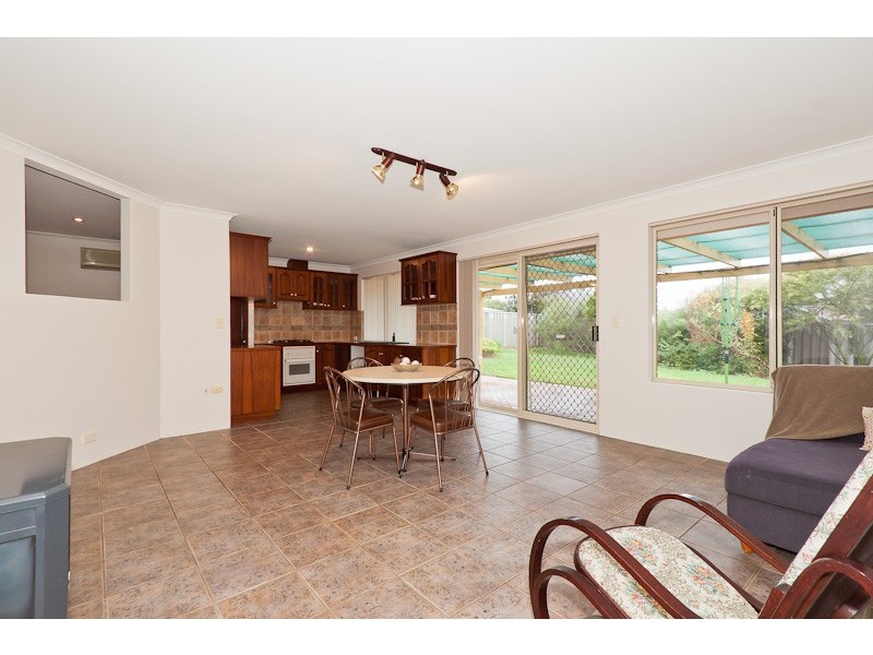 12  Throssell Place, Clarkson WA 6030