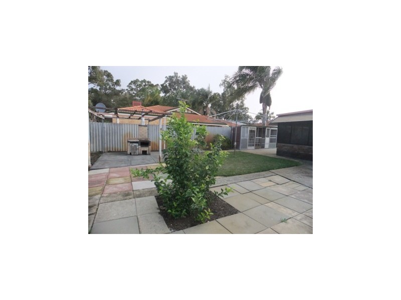 42 View Street, Dianella WA 6059