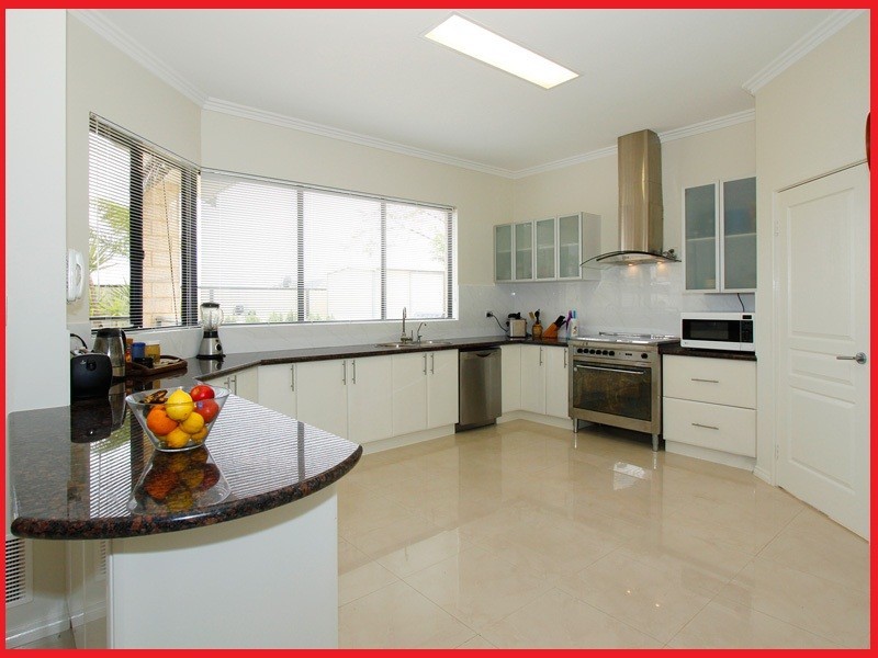 34 Gunnamatta Loop, Clarkson WA 6030