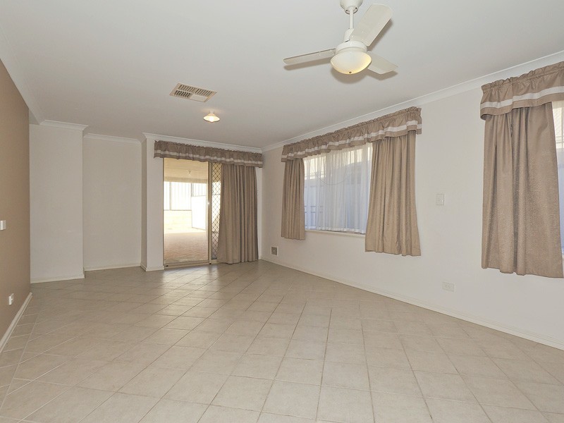 10 Henson Way, Clarkson WA 6030