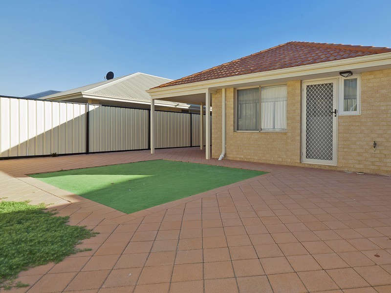 10 Henson Way, Clarkson WA 6030