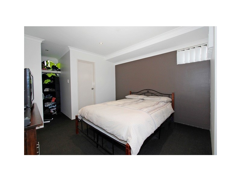 8 Alpina Promenade, Banksia Grove WA 6031