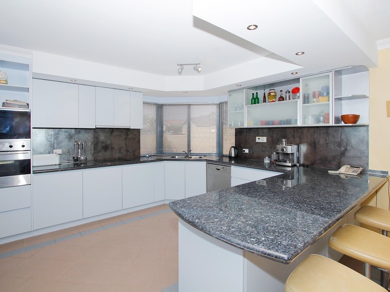 5 Vigilant Terrace, Ocean Reef WA 6027