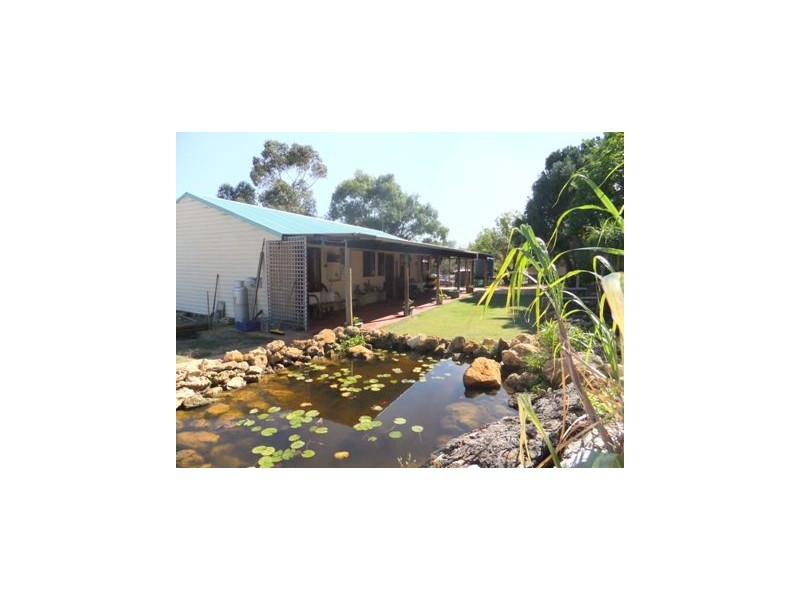 54 Laura Road, Wanerie WA 6503