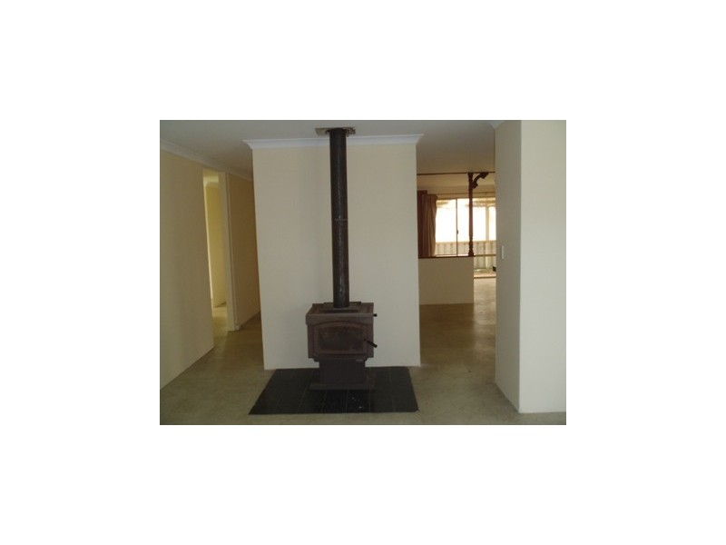 218 Sovereign Drive, Gabbadah WA 6041