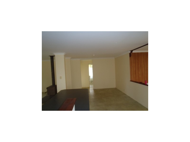 218 Sovereign Drive, Gabbadah WA 6041