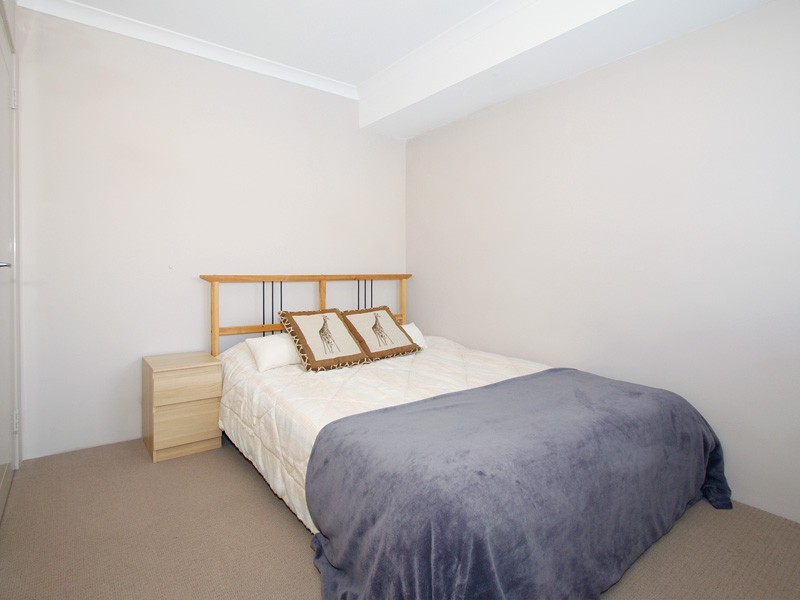 15 Edenbrooke Terrace, Clarkson WA 6030