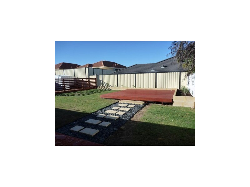 4 Elkington Mews, Clarkson WA 6030