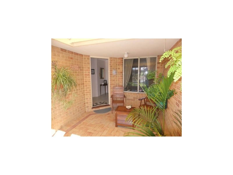 24 Elmhurst Drive, Clarkson WA 6030