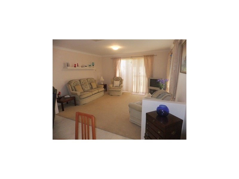 24 Elmhurst Drive, Clarkson WA 6030