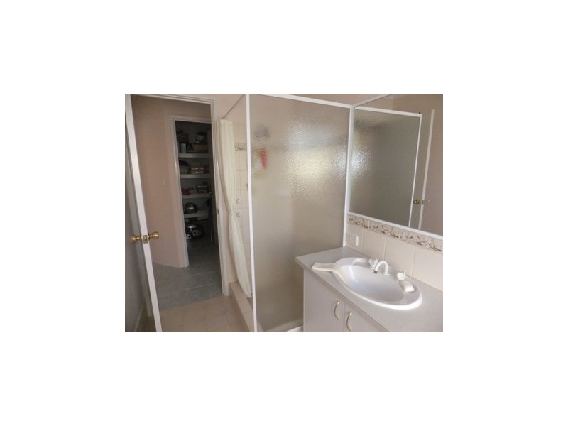 24 Elmhurst Drive, Clarkson WA 6030