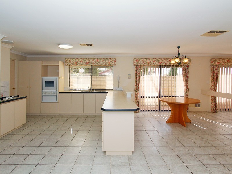 25 Armadale Road, Rivervale WA 6103