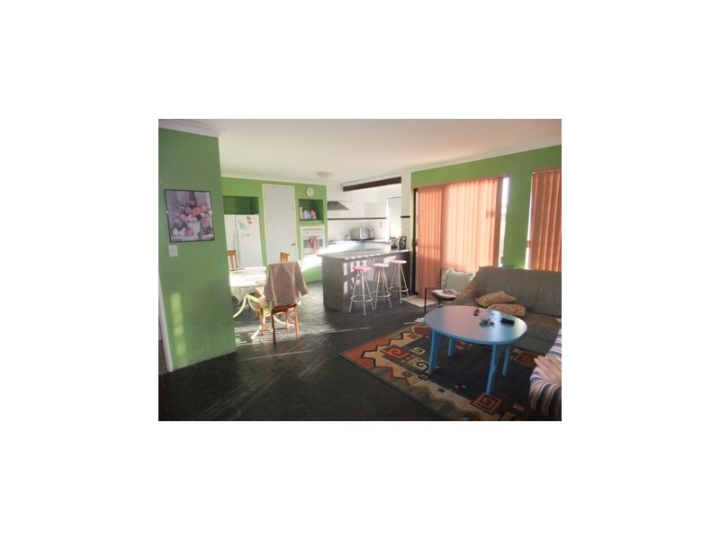 9 Lindholm Retreat, Mindarie WA 6030