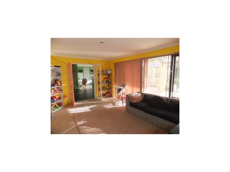 9 Lindholm Retreat, Mindarie WA 6030