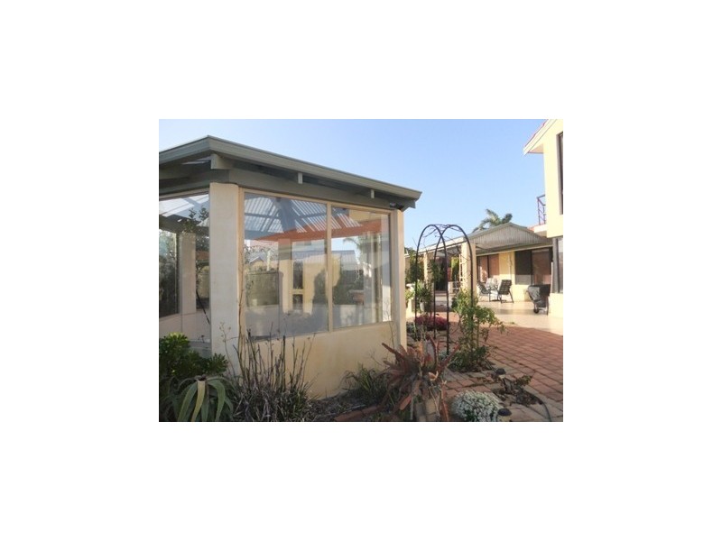 9 Lindholm Retreat, Mindarie WA 6030