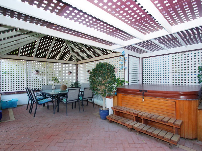 186  Kinross Drive, Kinross WA 6028