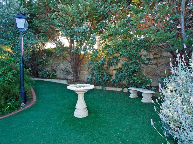 186  Kinross Drive, Kinross WA 6028