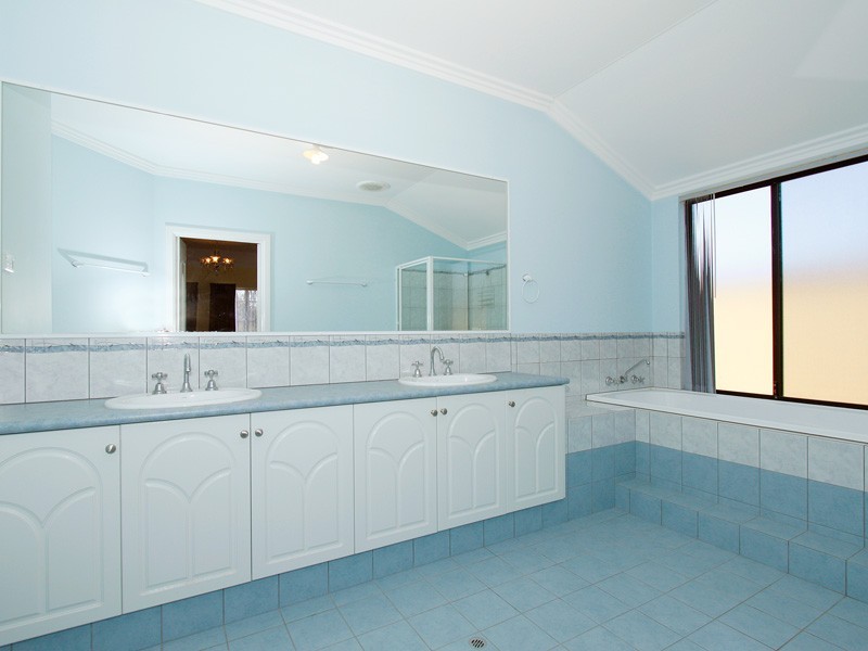 15 Beecroft Mews, Ridgewood WA 6030