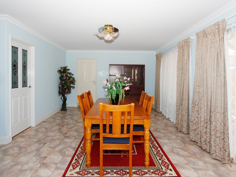 15 Beecroft Mews, Ridgewood WA 6030