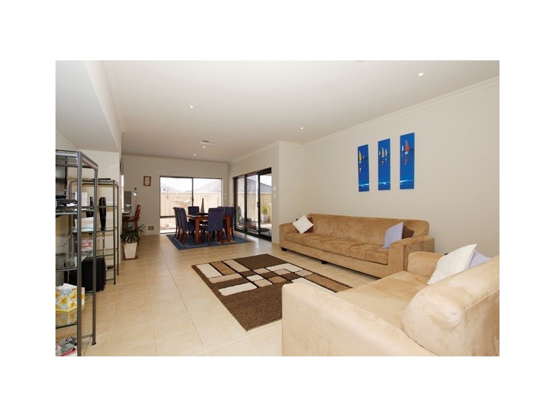 16 Claude Street, Quinns Rocks WA 6030