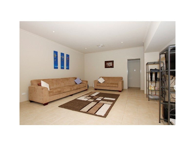 16 Claude Street, Quinns Rocks WA 6030