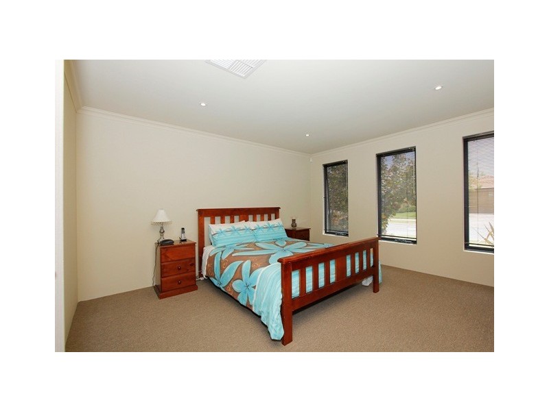 16 Claude Street, Quinns Rocks WA 6030