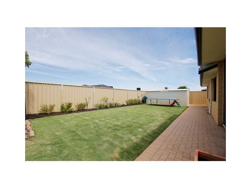 16 Claude Street, Quinns Rocks WA 6030
