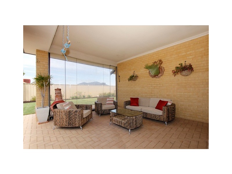 16 Claude Street, Quinns Rocks WA 6030