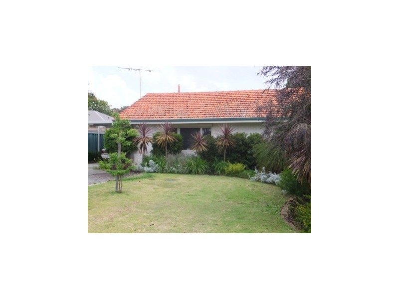 5A Compton Street, Balga WA 6061