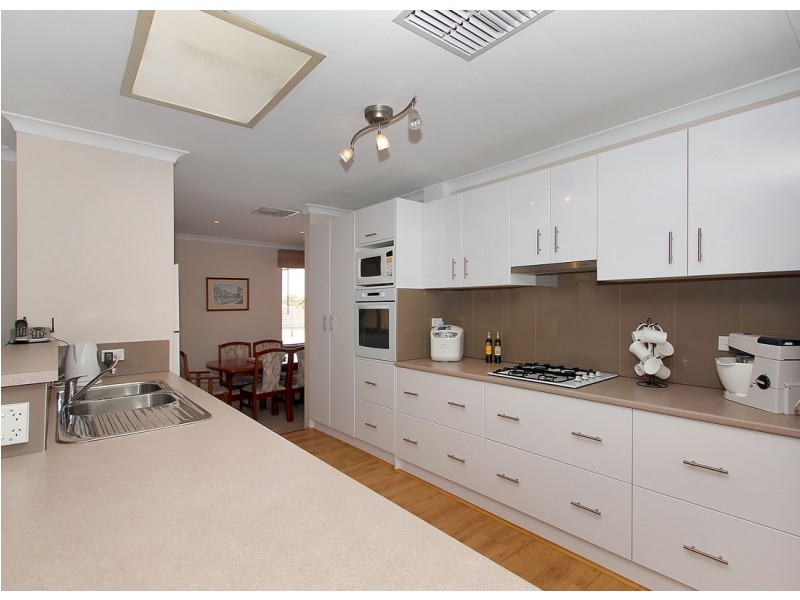 2/16B Tynemouth Close, Merriwa WA 6030