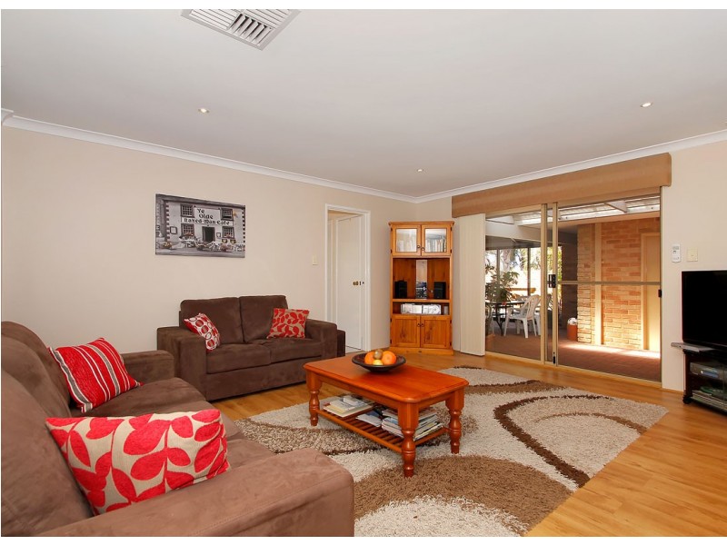 2/16B Tynemouth Close, Merriwa WA 6030