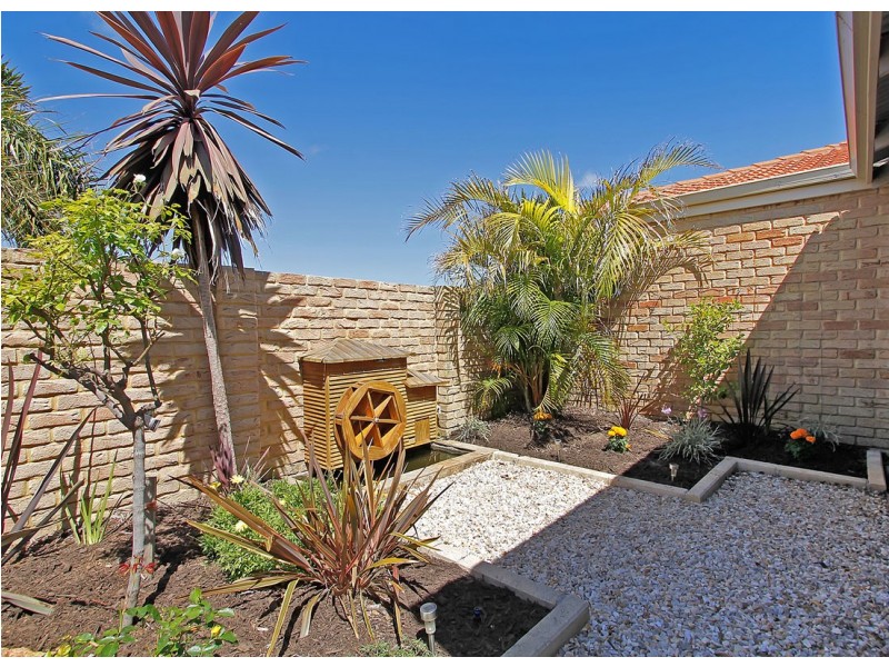 2/16B Tynemouth Close, Merriwa WA 6030