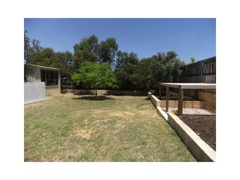5  Badcoe Ally, Clarkson WA 6030