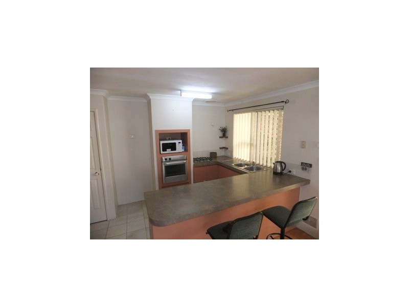 27 Romani Ct, Lockridge WA 6054