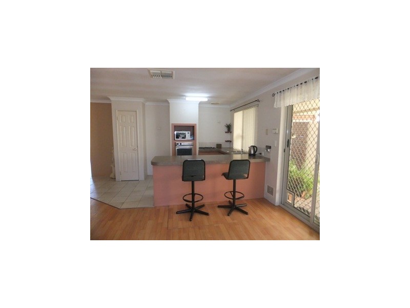 27 Romani Ct, Lockridge WA 6054