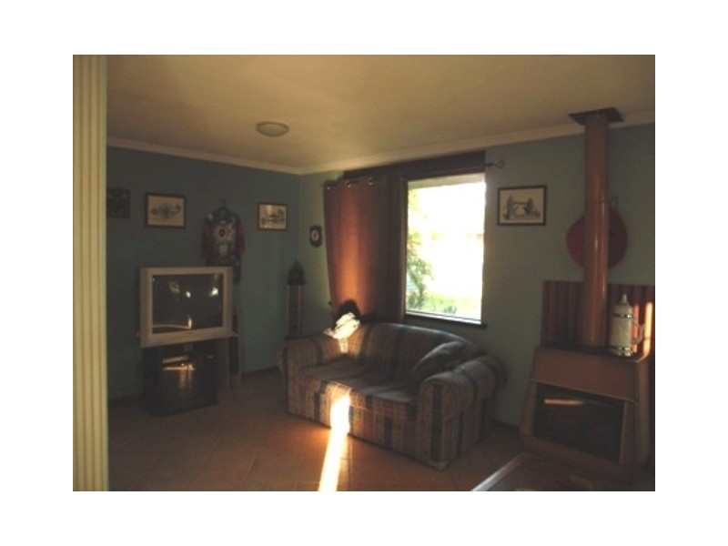 12 Spinaway Street, Craigie WA 6025